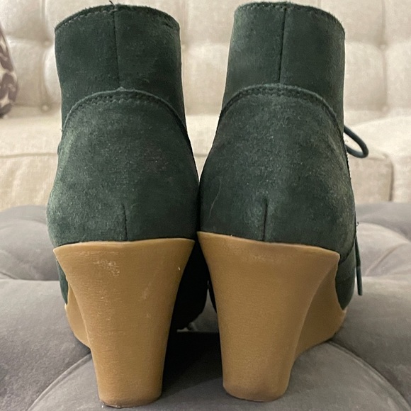 Green leather wedge bootie - Picture 8 of 13